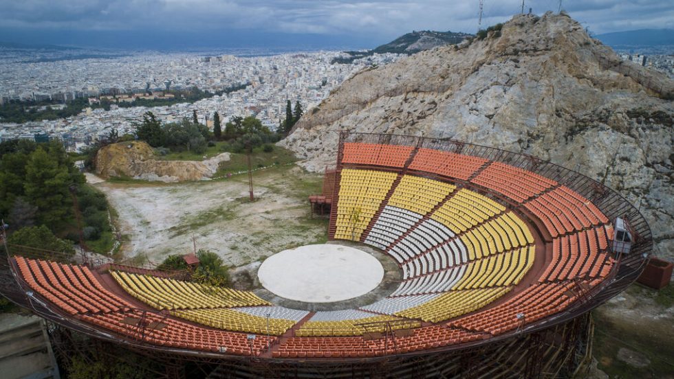 Ευνοϊκότερους όρους στη σύμβαση για το Θέατρο του Λυκαβηττού ζητά ο δήμος